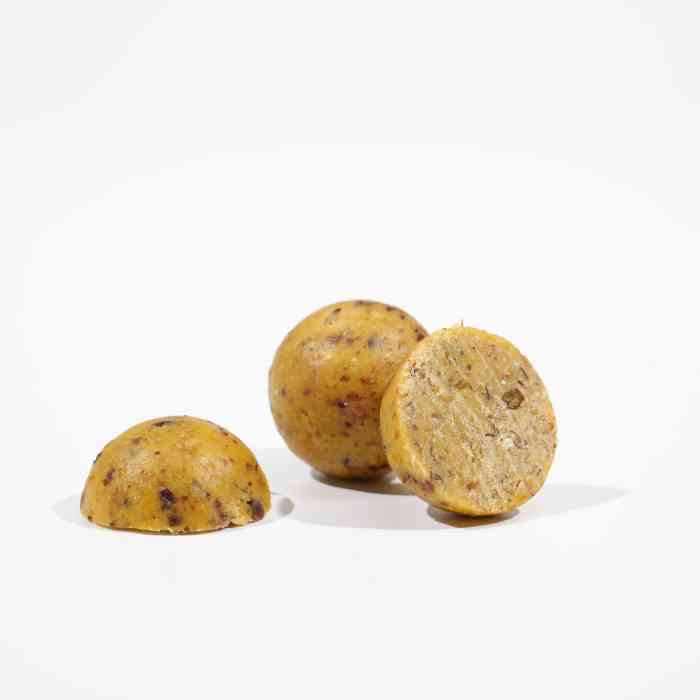 Бойлы варёные ананас/банан PRO BIRD FOOD д18 мм